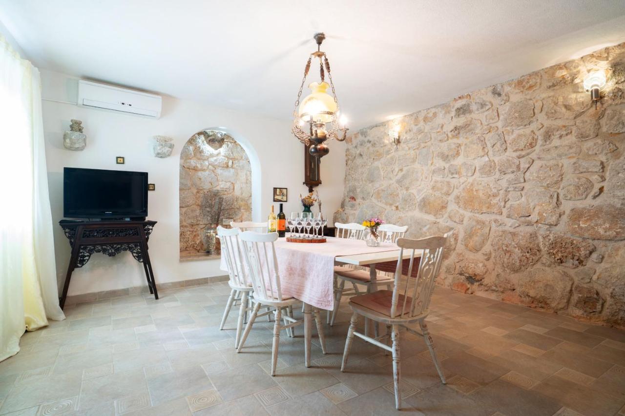 Holiday Home Alegra بودغورا المظهر الخارجي الصورة