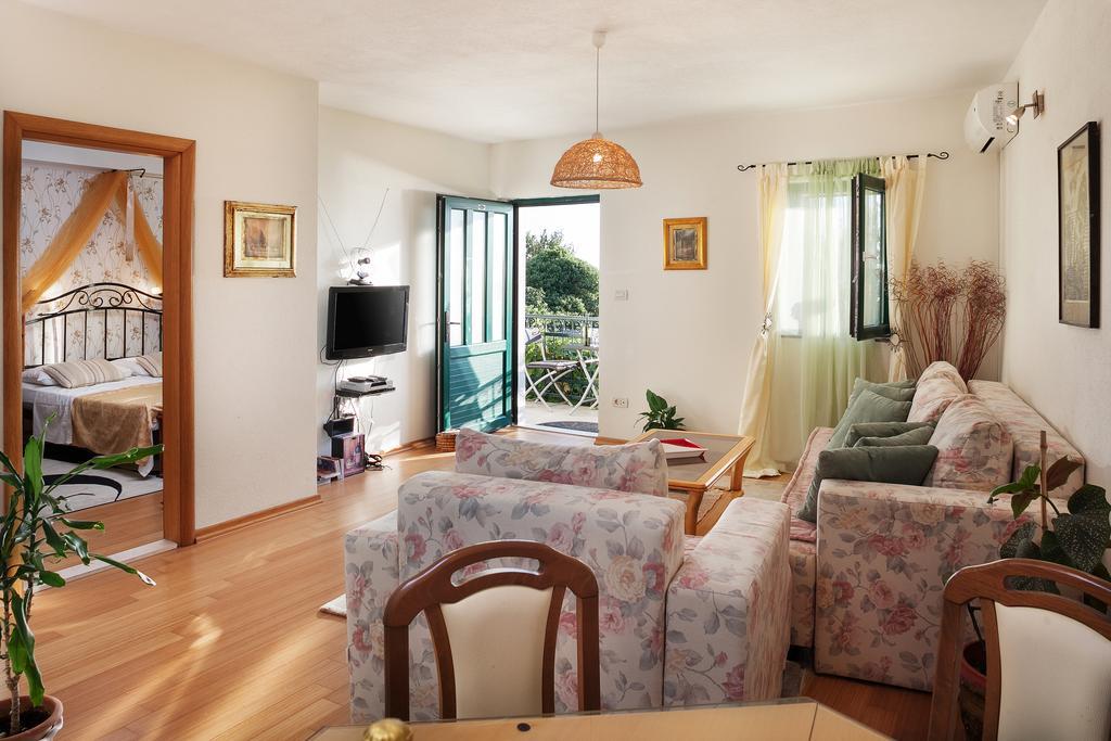 Holiday Home Alegra بودغورا المظهر الخارجي الصورة